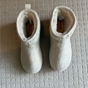 UNIONBAY Cream Ankle Booties